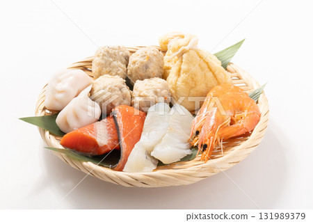 Hot pot ingredients set (shrimp, cod, salmon, fish balls, boiled dumplings, mochi pouches) 131989379