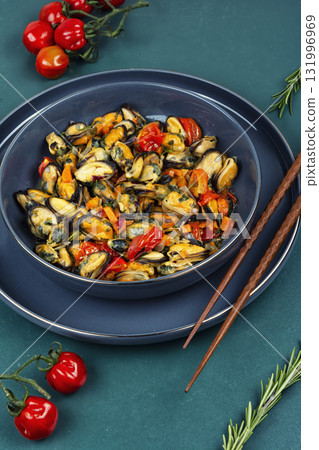 Cooked tasty mussels. 131996969