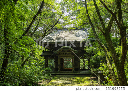 Oita, Oita City, Oita Prefecture, South Gate of Tachihara Hachiman Shrine 131998255