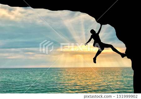 Beautiful sea sunset cloudy sky 131999902