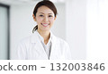 Japanese female doctor 132003846
