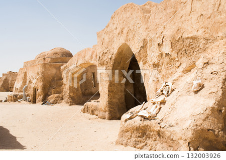 Abandoned starwars village in Tunisia. Animal bones at entrance. Abandoned starwars village in Tunisia. Animal bones at entrance. 132003926