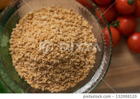 碎大豆和蔬菜 132008120