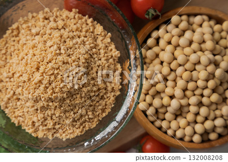 碎大豆和蔬菜 132008208