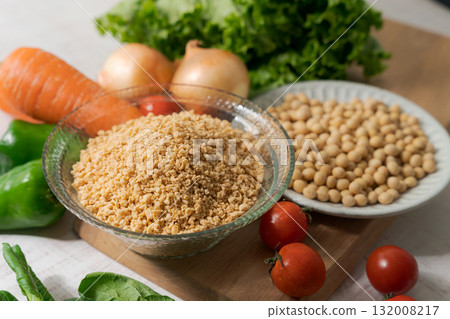 碎大豆和蔬菜 132008217