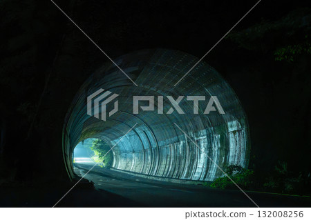 從隧道內看去 從隧道內看去 132008256
