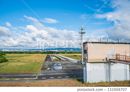 大阪府寢屋川市當馬公園的秋天 132008707
