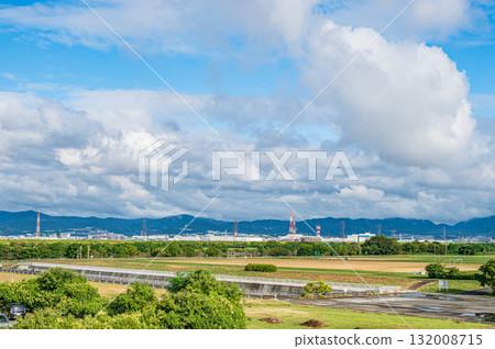 大阪府寢屋川市當馬公園的秋天 132008715