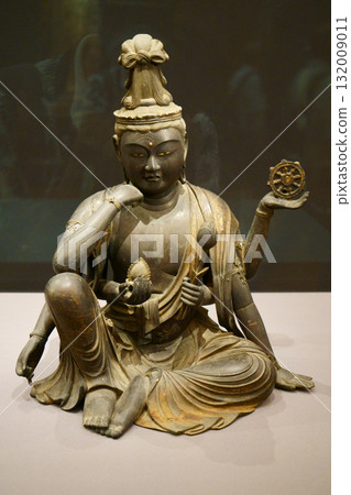 9350 Seated statue of Nyoirin Kannon Bodhisattva 132009011