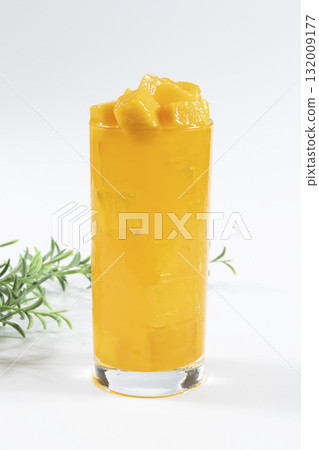 Mango juice made from domestically grown, ripe mangoes Mango juice made from domestically grown, ripe mangoes 132009177