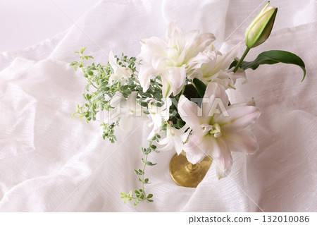 白百合插花 白百合插花 132010086