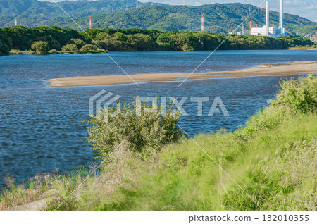 Yodo River scenery, Takatsuki City, Hirakata City, Osaka Prefecture Yodo River scenery, Takatsuki City, Hirakata City, Osaka Prefecture 132010355