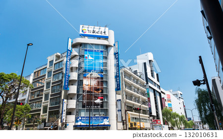 Kichijoji, Daiei Building in front of Yodobashi Camera, clear summer sky, Musashino City, Tokyo 132010631