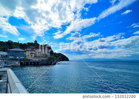 從江之島弁天橋相模灣看江之島 132012280