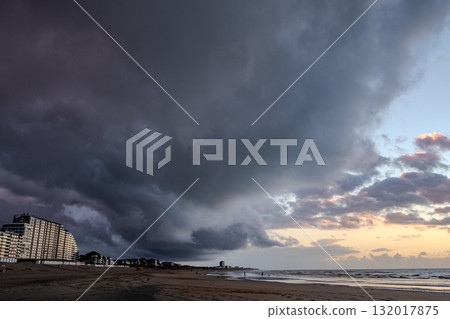 Nieuwpoort, West-Vlaanderen, Belgium, September 13th, 2025, Stunning clouds gather above the beach 132017875