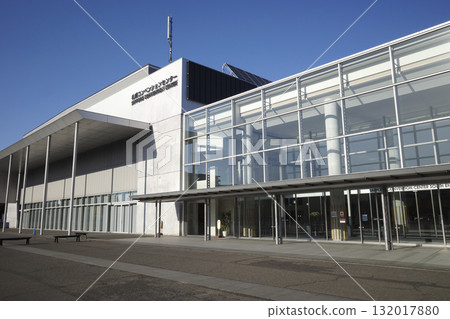 Sapporo Convention Center (Local Spots and Surrounding Facilities Series) 132017880