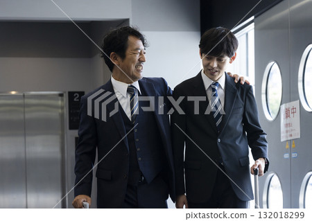 Businessman to go out Businessman to go out 132018299