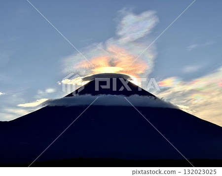 富士和賽云雲 132023025