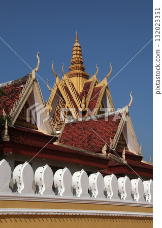 Exterior of the Royal Palace 132023351