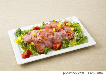 Roast beef salad Roast beef salad 132024887