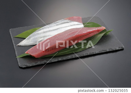 帶皮鰹魚刺身包 132025035