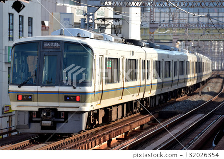 221 series special rapid Expoliner (out of service) running on the Umeda freight line 221 series special rapid Expoliner (out of service) running on the Umeda freight line 132026354