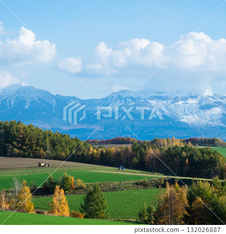 The magnificent scenery of Biei, Hokkaido in autumn 132026887