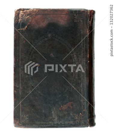 Back side of old antique closed book with textured leather cover, isolated on transparent background 132027362