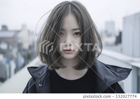 Beautiful woman with medium hair 132027774
