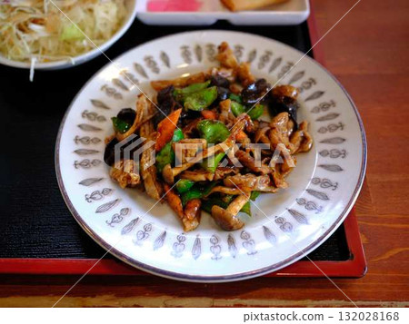 Chinese cuisine course meal 132028168