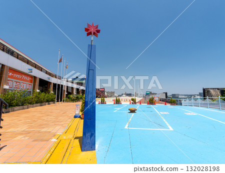 Sunshine Wharf Kobe (Sunshine Garden), Higashinada Ward, Kobe City 132028198