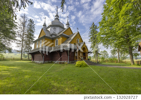 Wooden church in Gladyszow, Lesser Poland Voivodeship Wooden church in Gladyszow, Lesser Poland Voivodeship 132028727