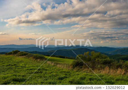 Kuzumaki Plateau scenery: Beautiful plateau in the evening 132029012