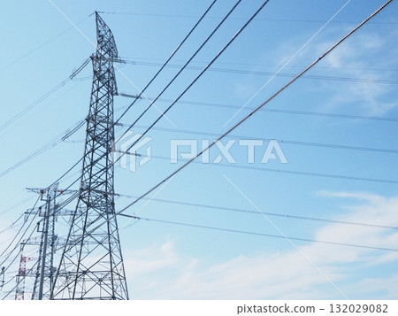 Tower rising in the blue sky 132029082