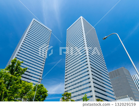 Twin 21 Osaka Business Park skyscraper 132029159