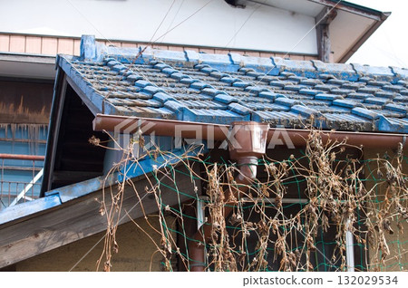 Unoccupied house 132029534