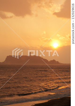 Sunset on Enoshima Sunset on Enoshima 132029616