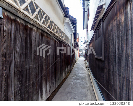 The historically rich and atmospheric streets of Kurashiki Bikan Historical Quarter 132030248