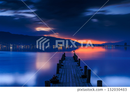 諏訪湖早晨[日出] 132030483