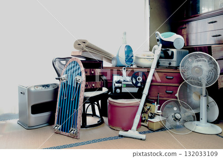 Cleaning the inherited house and bulky trash 132033109