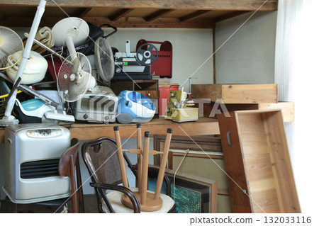 Cleaning the inherited house and bulky trash Cleaning the inherited house and bulky trash 132033116