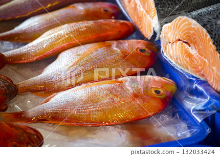 美食食材:傳統市場紅眼鯖魚 美食食材:傳統市場紅眼鯖魚 132033424