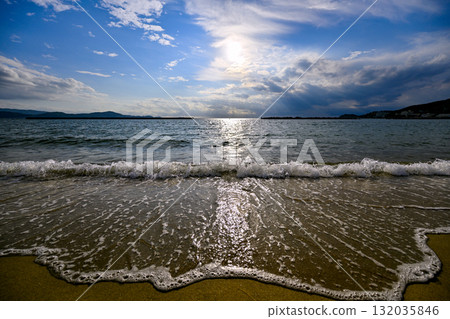 Waves at Kataonami Beach (Wakaura) 132035846