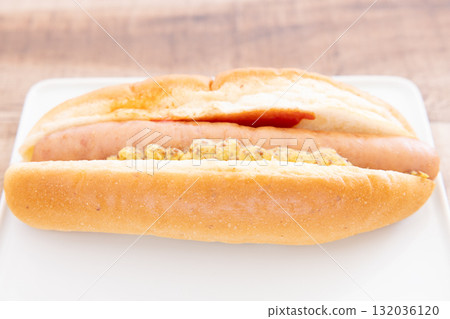 Delicious hot dog Delicious hot dog 132036120
