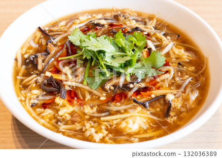 Delicious acid noodles 132036389