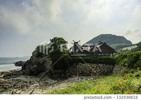 Hyuga Omi Shrine Kameiwa Rock Hyuga City Miyazaki Prefecture Hyuga Omi Shrine Kameiwa Rock Hyuga City Miyazaki Prefecture 132036618