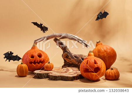 Halloween podium display for product 132038643