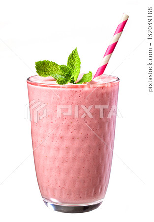 glass of pink milkshake 132039188