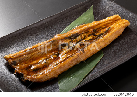 [Domestic] Grilled conger eel 132042040