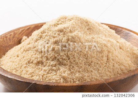 Rice bran 132042306